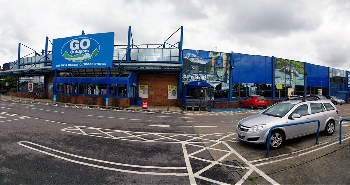 Police swoop on suspected shoplifters after they are spotted in York store
