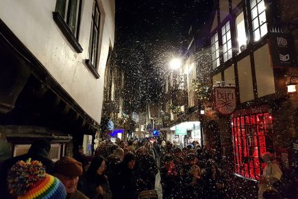 Snow in Shambles! Video and pix of the magical scenes