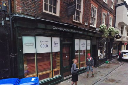 Two men raid York jewellers