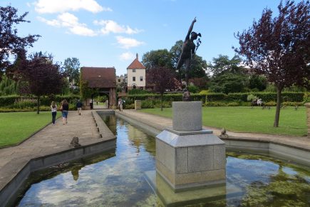 Calling all artists – have your work displayed in one of York’s much-loved parks
