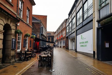 Police and council prepare for cocktail bar showdown