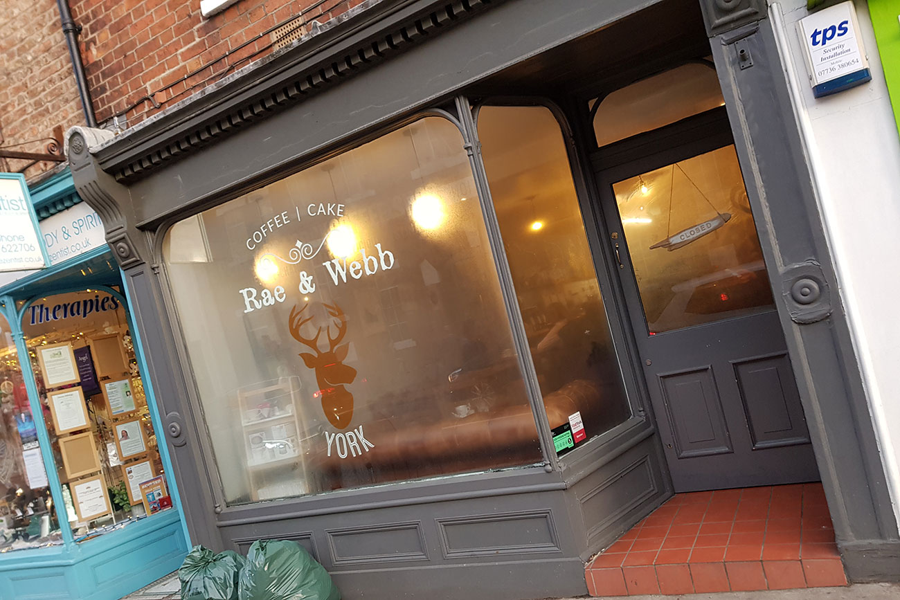 Hammer attack on York café