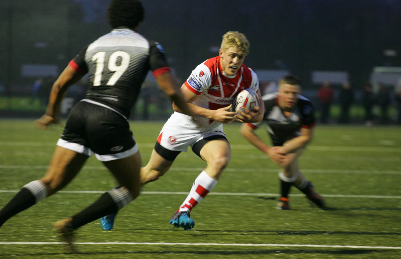 Knights snap up speedy Super League star