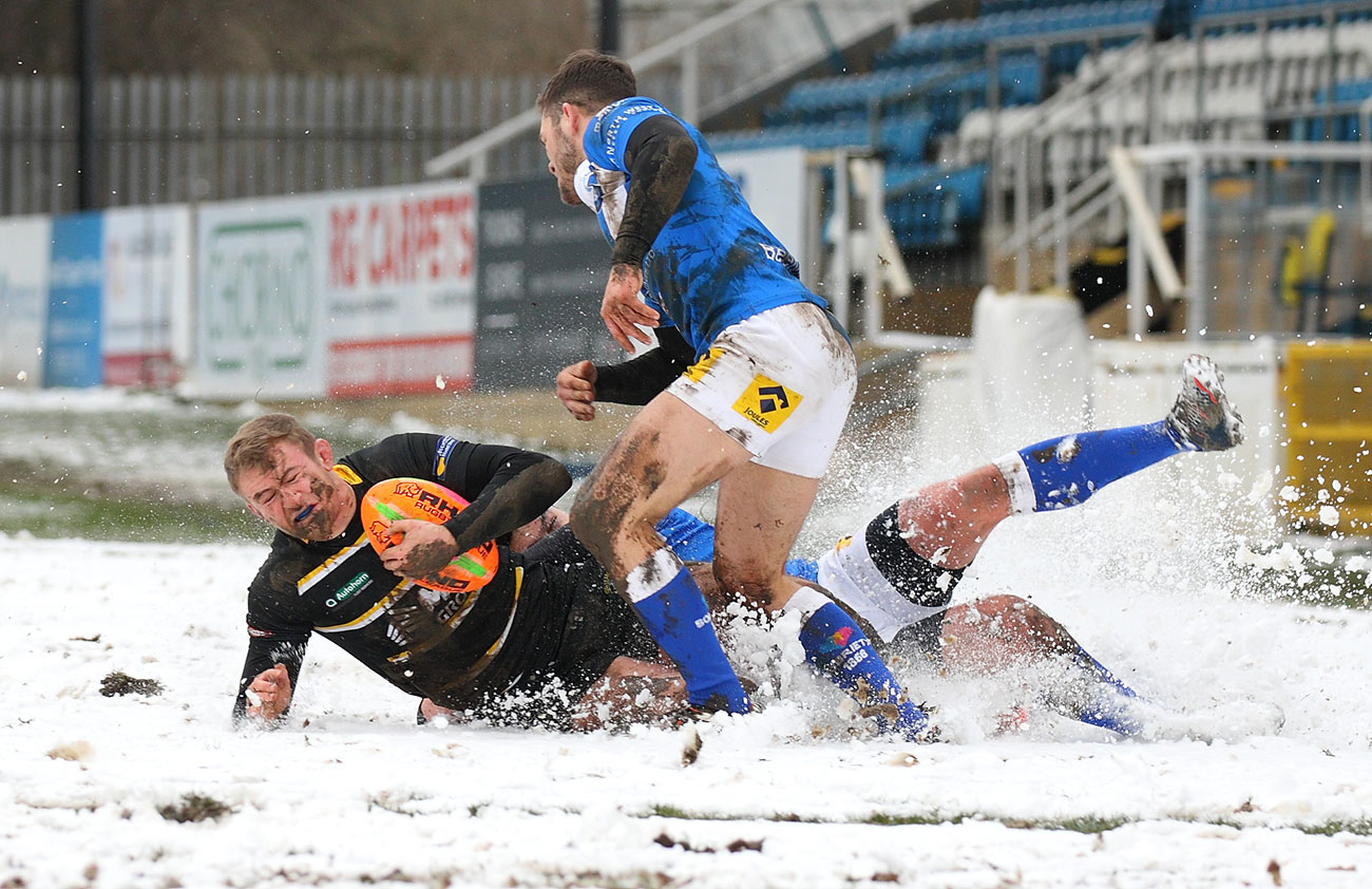 Knights slay the Lions in epic Challenge Cup victory – match report and pix
