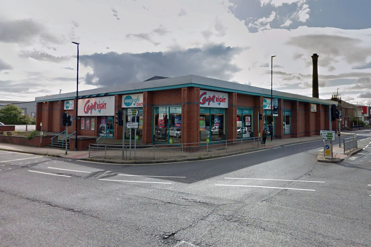 Carpetright closes on Foss Islands Road – leaving a big store empty