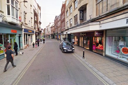 More than £2,000 stolen from York shop a day before Christmas