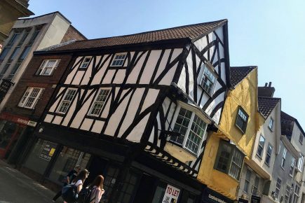 Burglars break into York business through skylight