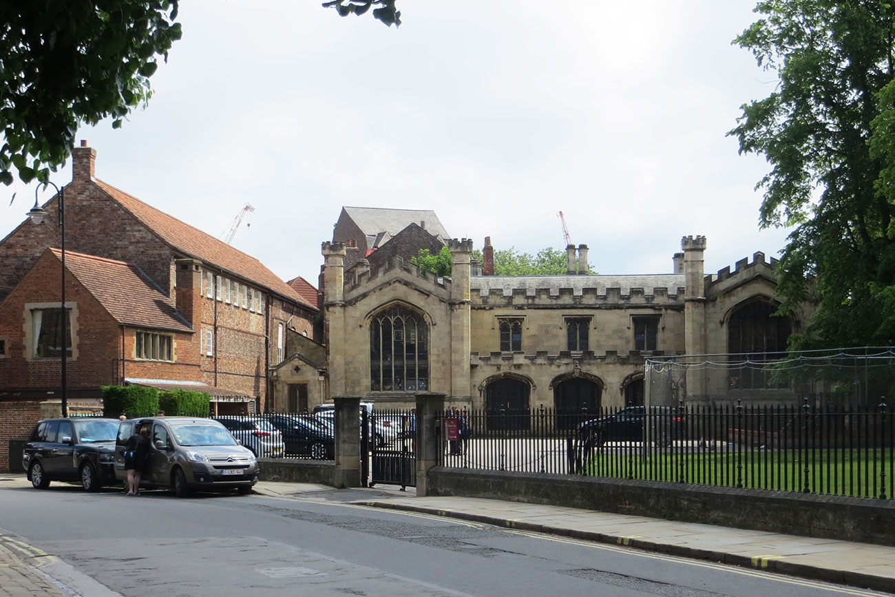 Staff at York school suspended after unsecured air rifles discovered on site
