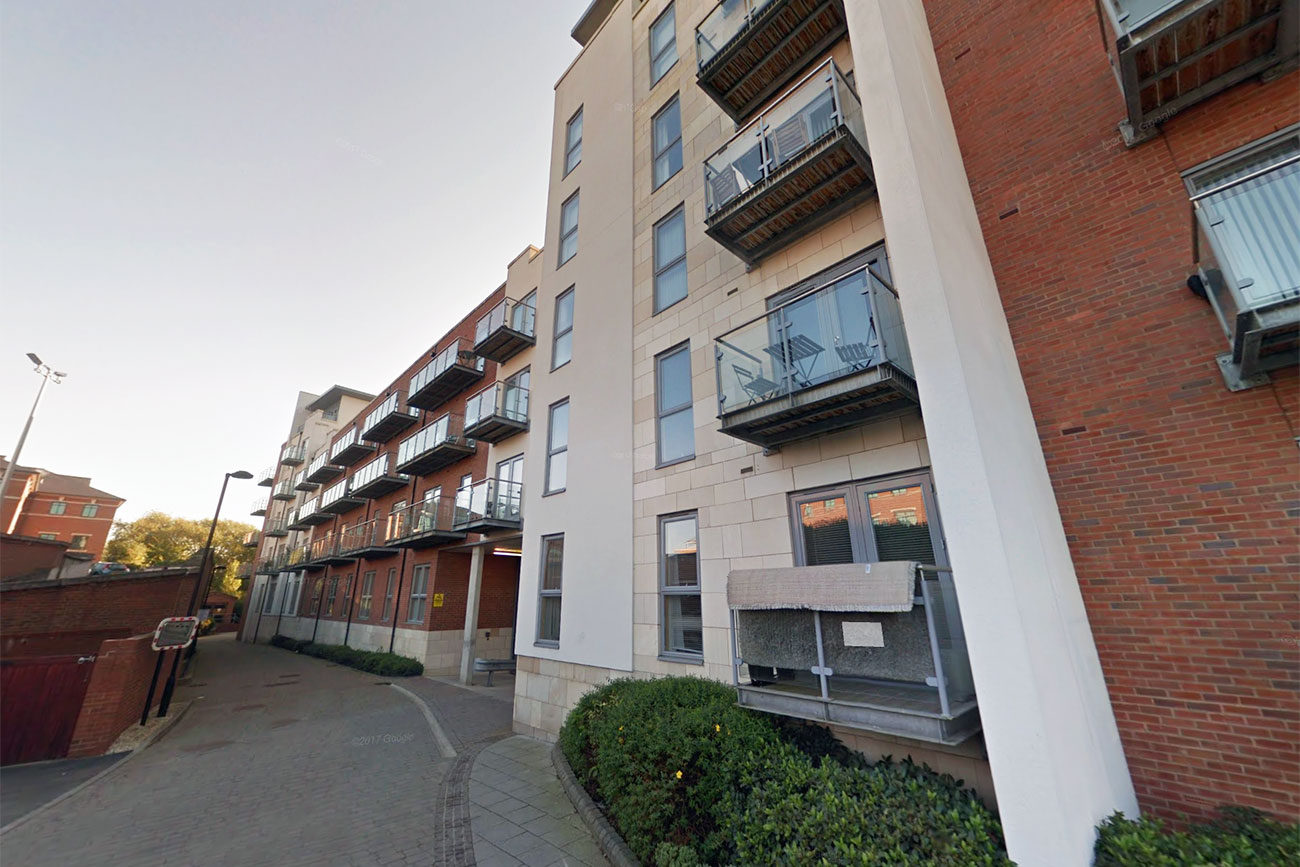 Fire crew tackles flooding at flats in York