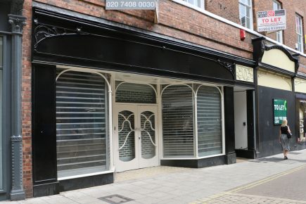 Good news! A shop is moving IN to Coney Street