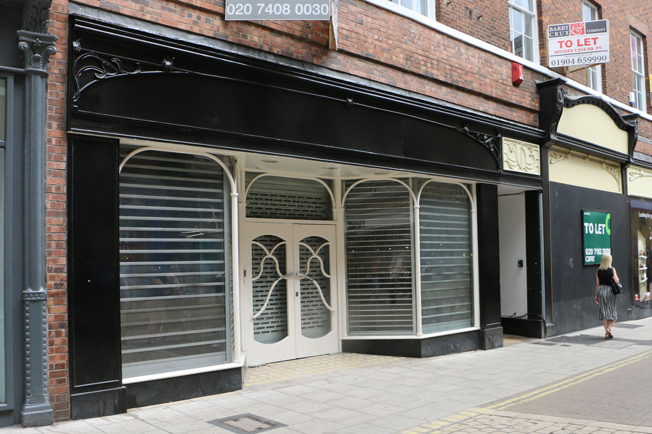 Good news! A shop is moving IN to Coney Street