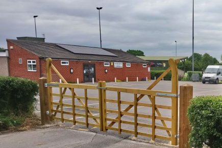 Rugby player collapses and dies during York match