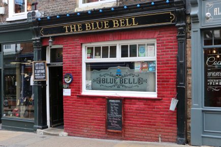 ‘Disgraceful’: Hundreds sign petition to keep much-loved landlord in York pub