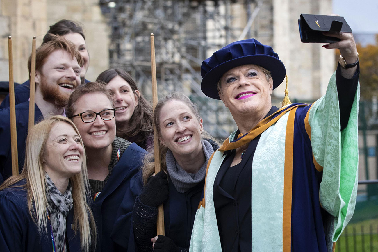Eddie Izzard says second Brexit vote ‘inevitable’ as he collects honorary degree in York