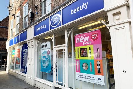 Police hunt for witness after ‘high value theft’ in York city centre