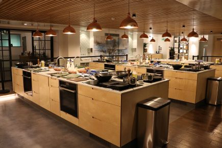 Five reasons to take a cookery class