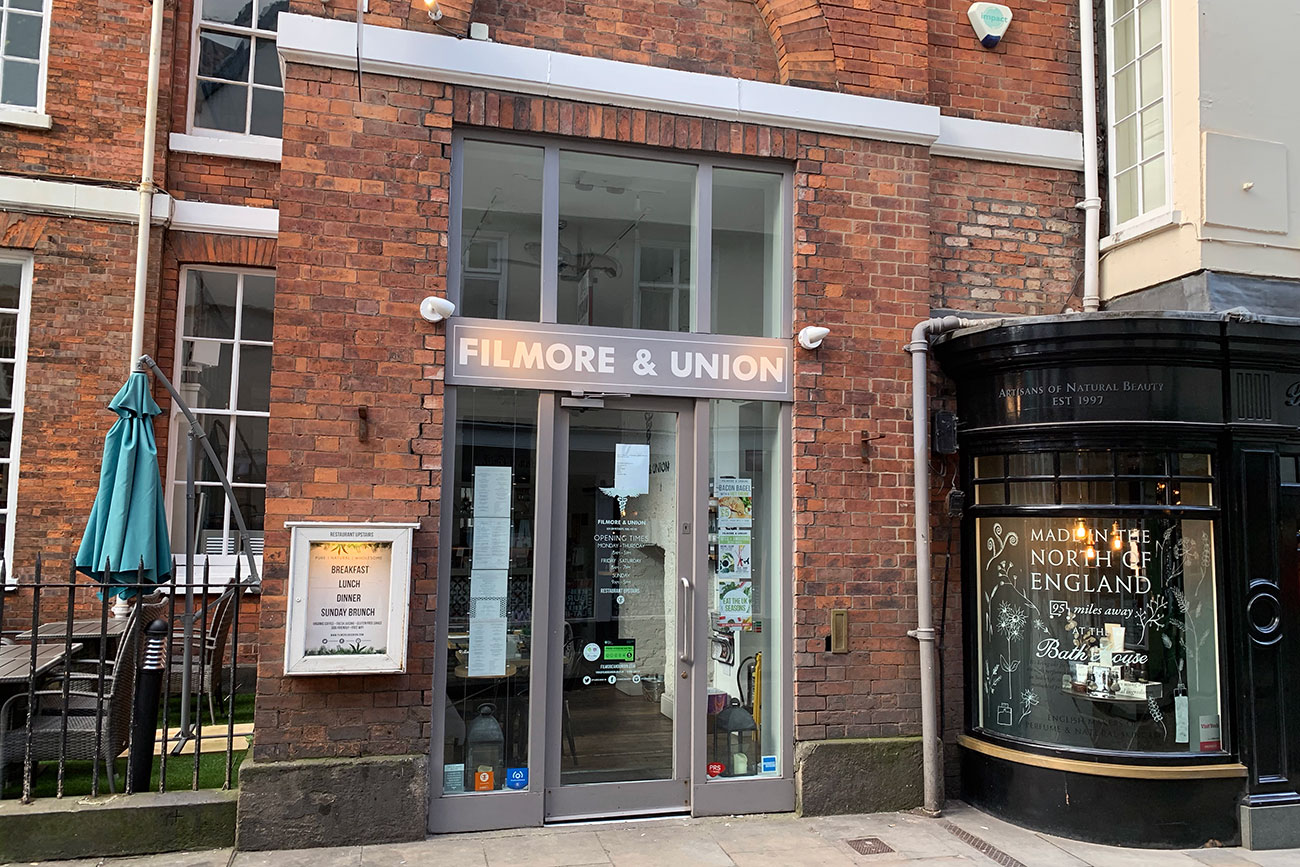 York café shuts suddenly after company collapse