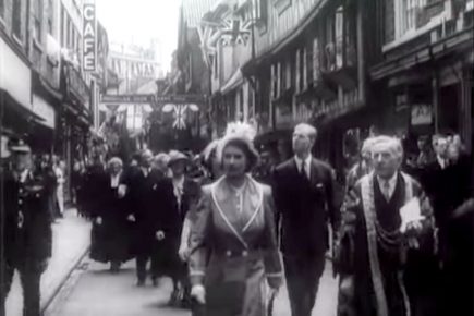 Video: 70 years ago the Queen visited York Minster, Bishopthorpe Palace… and Acomb