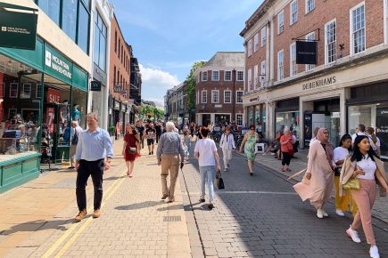 York braced for it’s hottest day – with temperatures forecast to hit 34°C