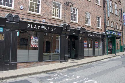 Police object to licence for bar claiming to be restaurant