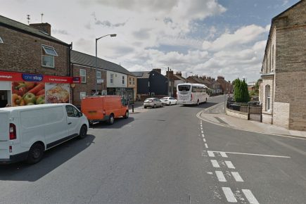 Police hunt ‘2-in-1’ thief who burgled a house and stole a car