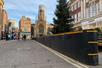 Anti-terrorism barriers removed – Permanent measures to be installed in York next year