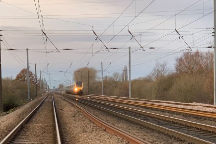 Updated – Trains running again on East Coast Mainline after York cable problems caused major delays
