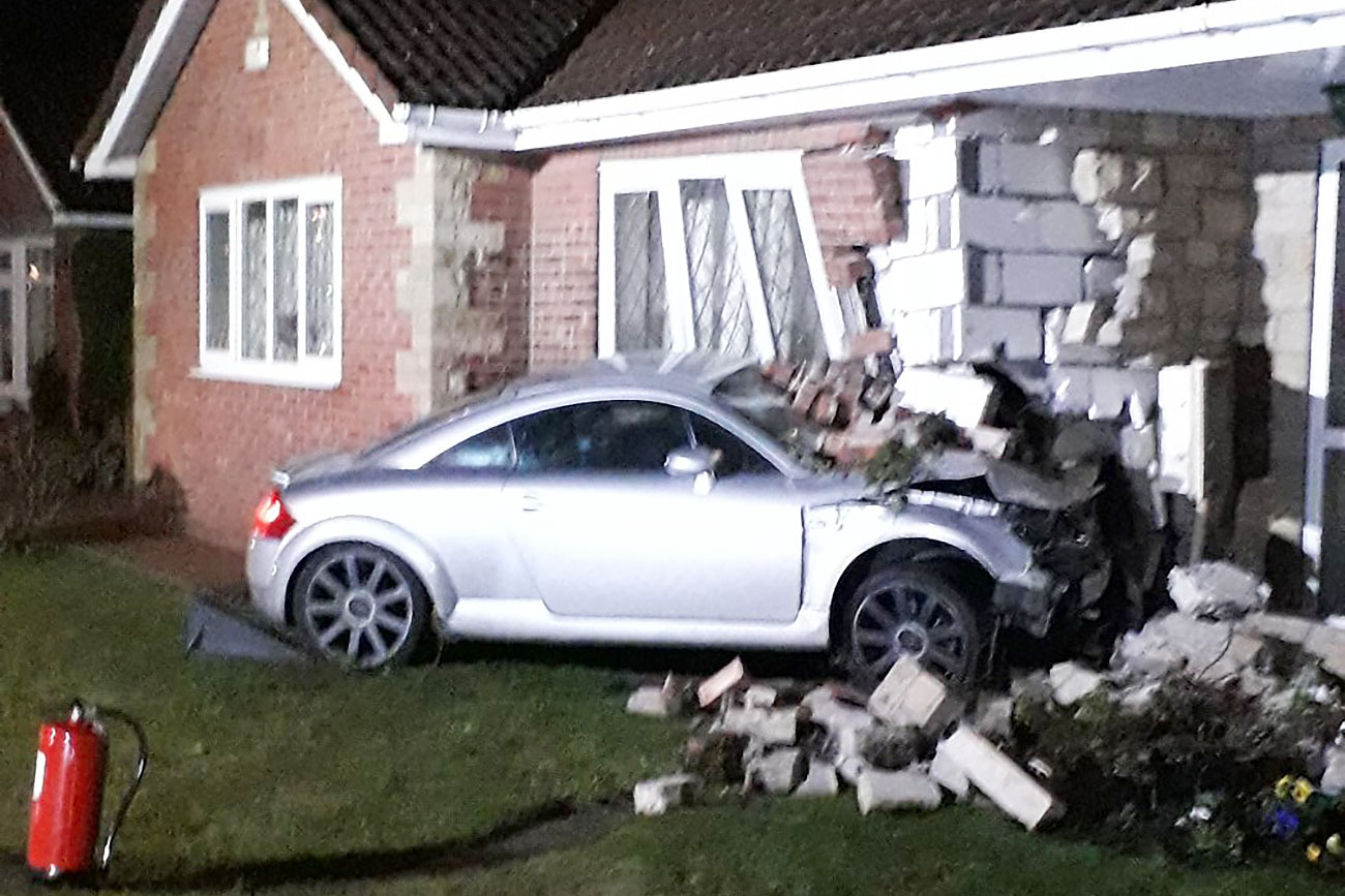 Updated: ‘Thank god it didn’t go into their bedroom’ – Car crashes into house, narrowly missing elderly couple