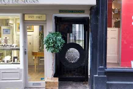Locked walkway in York could re-open to allow access to a new café-bar