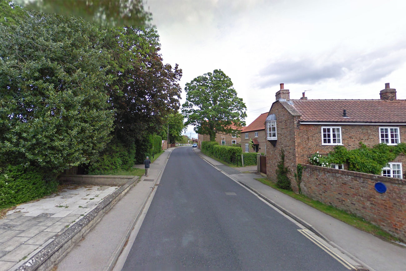 Man suffers head injuries after collapsing in the street