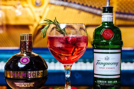 Popular York bar creates cocktail kits – so you can become a mixologist in your own home