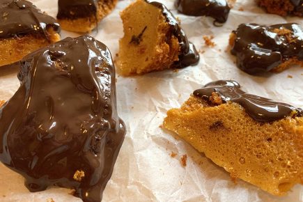 Out of ideas to distract your kids? Here’s an easy recipe they’ll love
