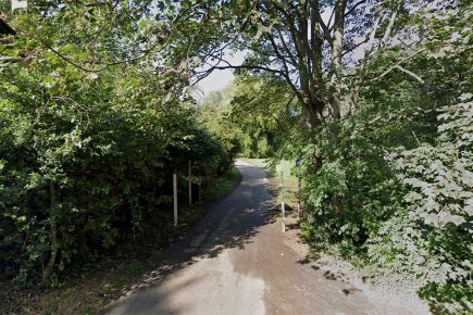 Man threatened with a blade on York cycle track