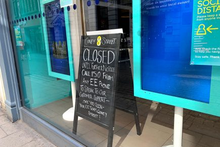 Shop to close on Coney Street – Plans drawn up to turn it into a café