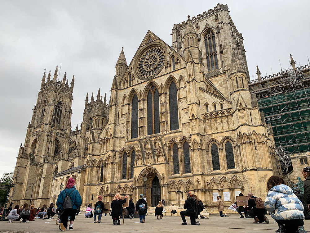 One hundred people #TakeTheKnee outside York Minster in powerful anti-racist protest