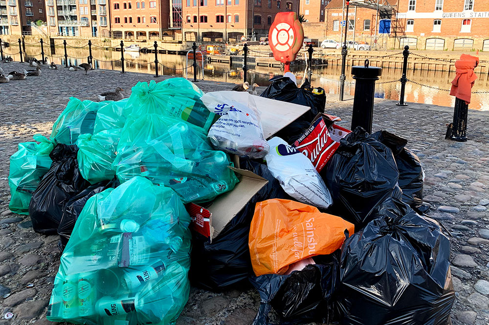 What a bunch of ‘tossers’ – This is how much rubbish was left by the river last night