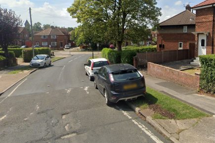 Police investigate car vandalism spree on York street