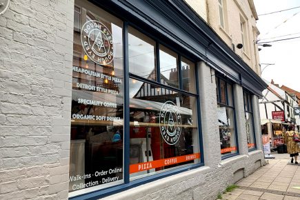 Restaurant owner praises emergency services – after man’s arm gets wedged in pizza mixer