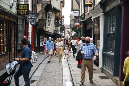 York’s weekly coronavirus rate falls again – to one of the lowest in the country