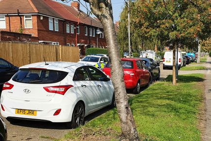 Police descend on York neighbourhood in hunt for wanted man
