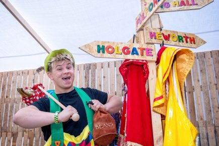 Oh yes it is! York pantomime to go ahead this Christmas – in a revolutionary new way