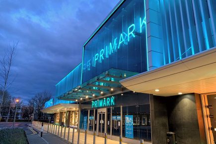 York Primark opens for 39-hour non-stop shopping marathon