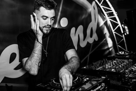 Malton DJ set to entertain late night Christmas shoppers