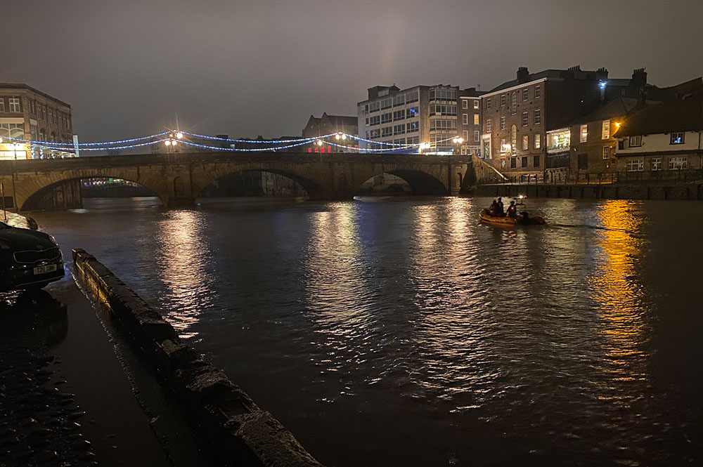 Search for person seen jumping into the river in York