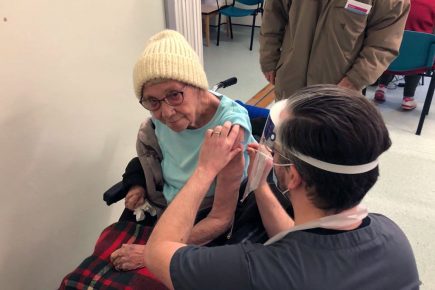Selby patients begin to get the Covid vaccine