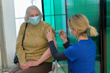 ‘The vaccine is safe’ – Head of York vaccination centre’s assurance as city gets 100,000th jab