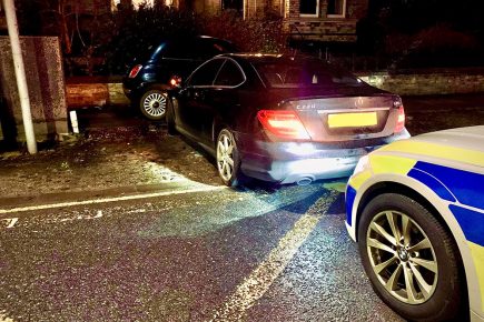 Car missing a tyre crashes in York – Driver arrested