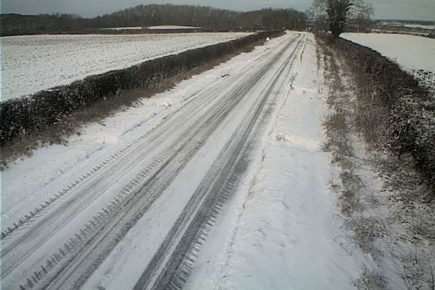 Council criticised for failing to provide grit for slippery rural roads