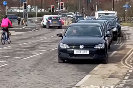 Huge queues still causing problems at tip – despite it being open for ‘essential visits only’