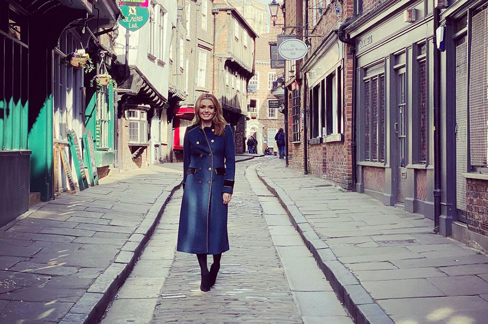 Singing star films BBC TV show in York